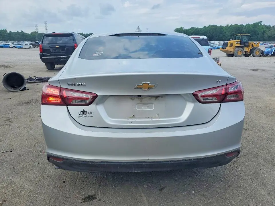 2021 CHEVROLET MALIBU LT  