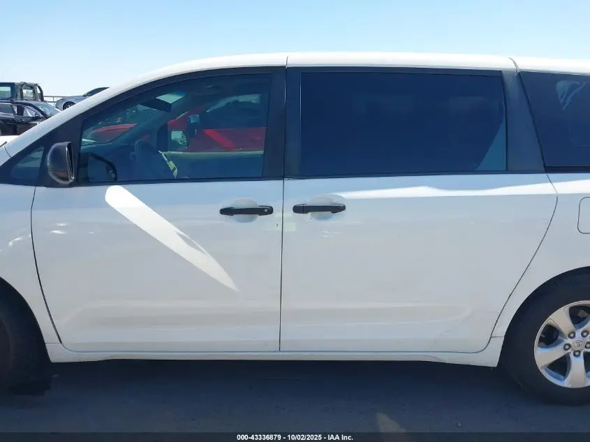 2013 TOYOTA SIENNA L V6 7 PASSENGER