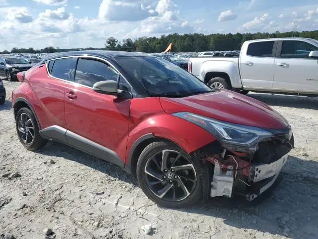 2020 TOYOTA C-HR XLE  