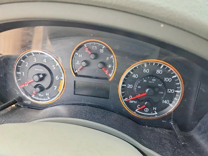 2010 NISSAN ARMADA SE  