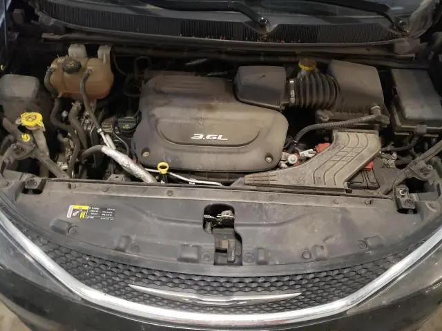 2017 CHRYSLER PACIFICA TOURING  