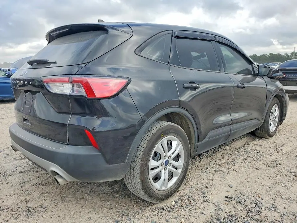 2021 FORD ESCAPE S  