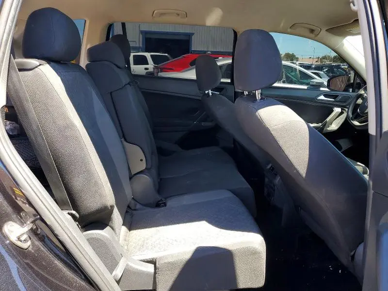 2020 VOLKSWAGEN TIGUAN S  