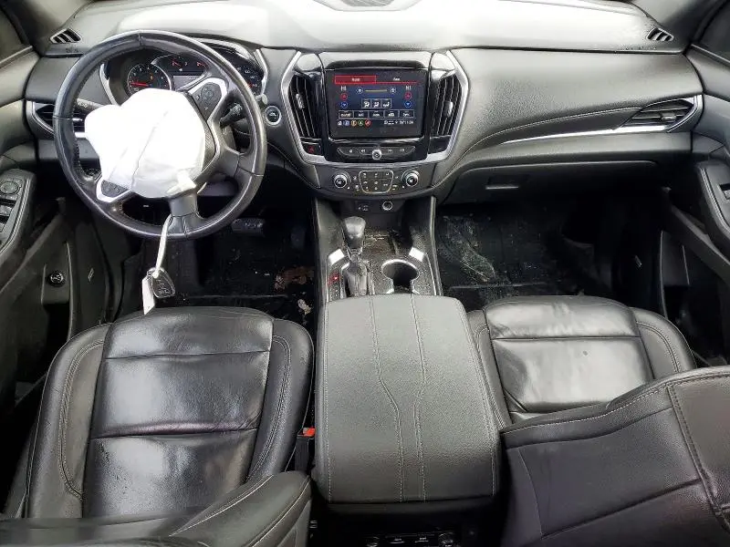 2022 CHEVROLET TRAVERSE LT  