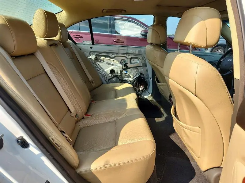 2012 HYUNDAI GENESIS 3.8L  