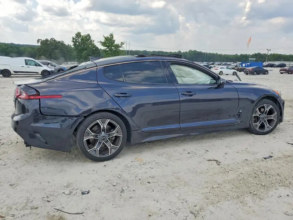 2020 KIA STINGER GT-LINE  