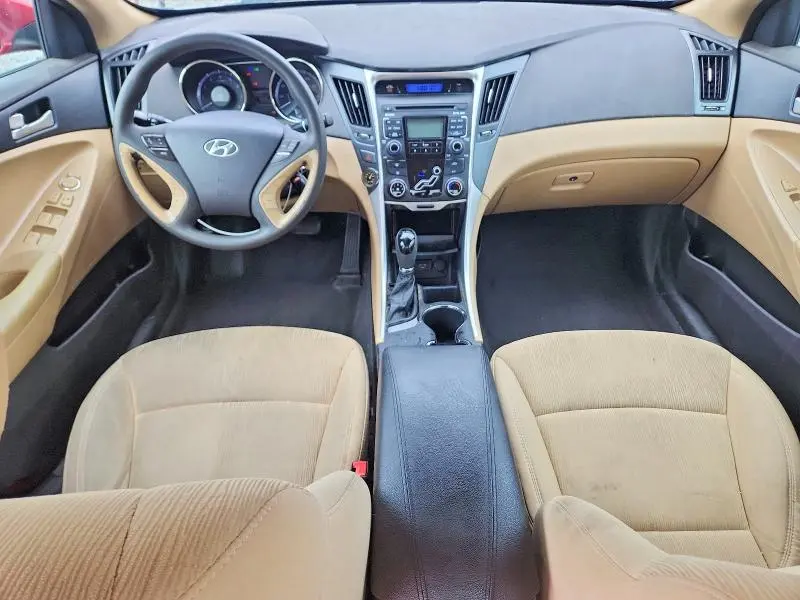 2011 HYUNDAI SONATA GLS  