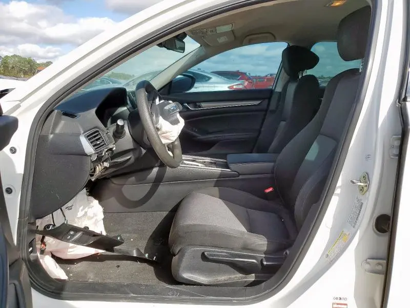 2019 HONDA ACCORD LX  