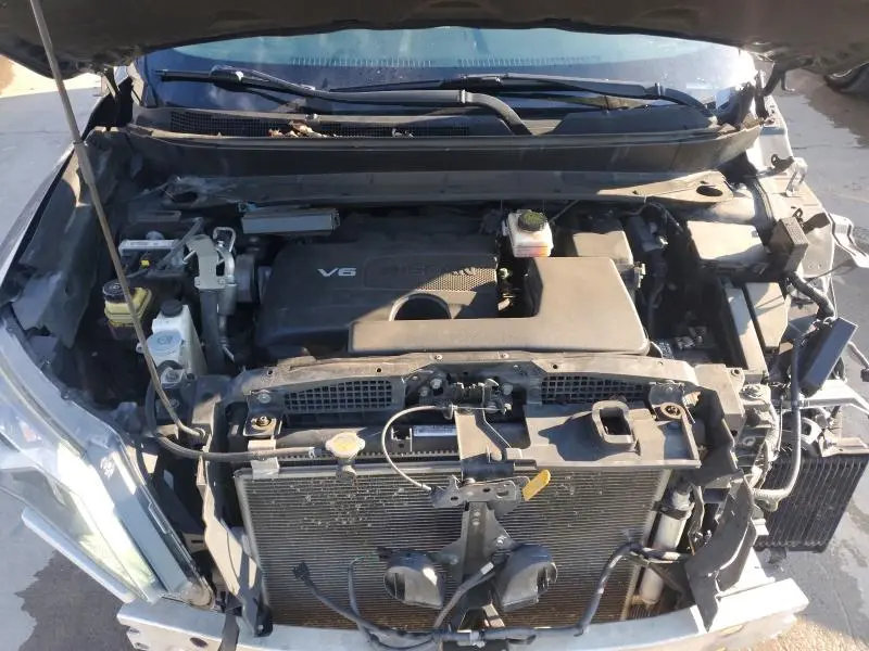2018 NISSAN PATHFINDER SL  