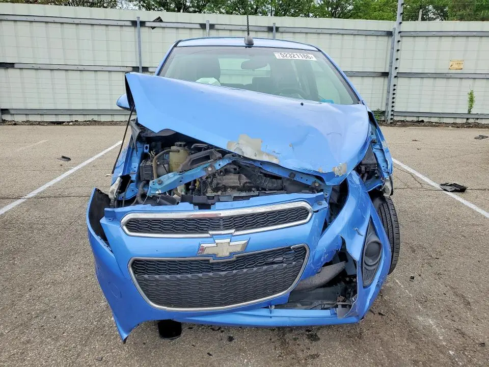 2015 CHEVROLET SPARK 1LT  