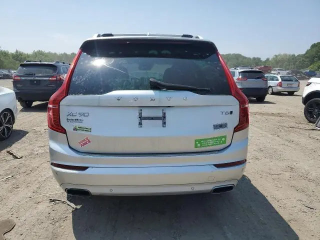 2016 VOLVO XC90 T6  