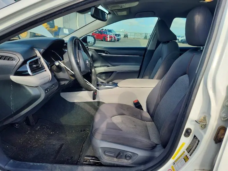 2018 TOYOTA CAMRY LE  