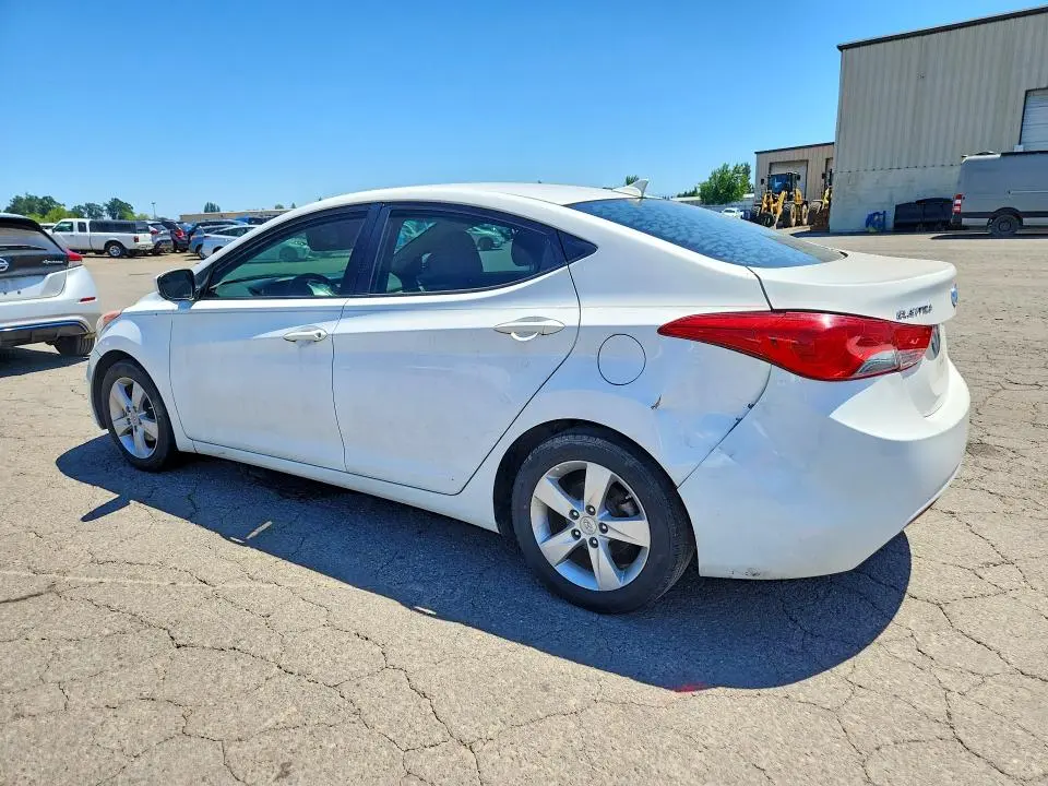 2013 HYUNDAI ELANTRA GLS  