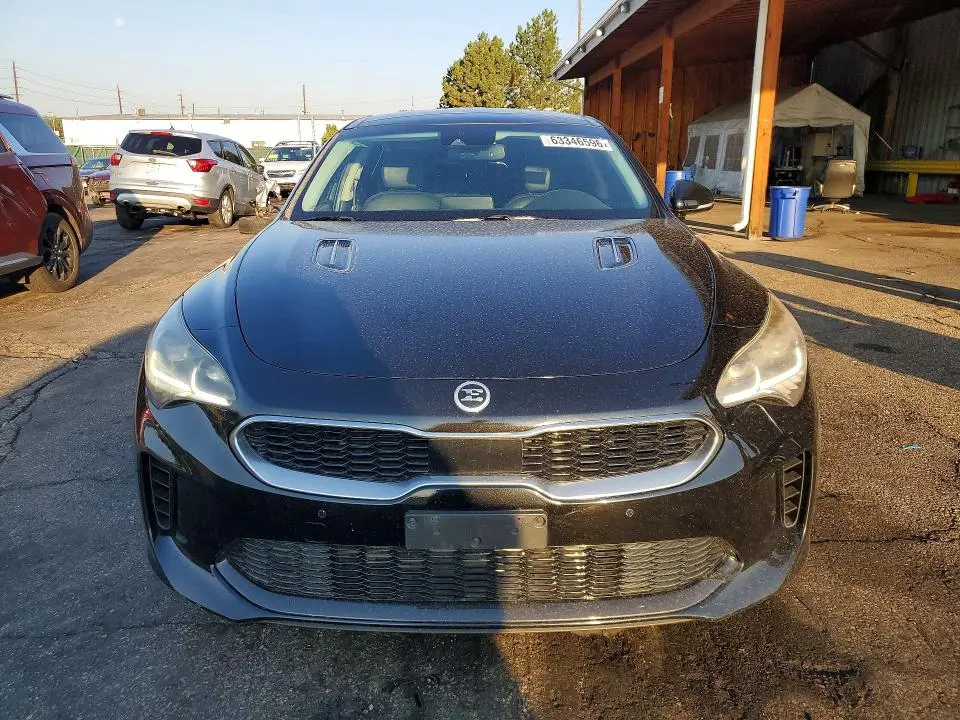 2018 KIA STINGER PREMIUM  
