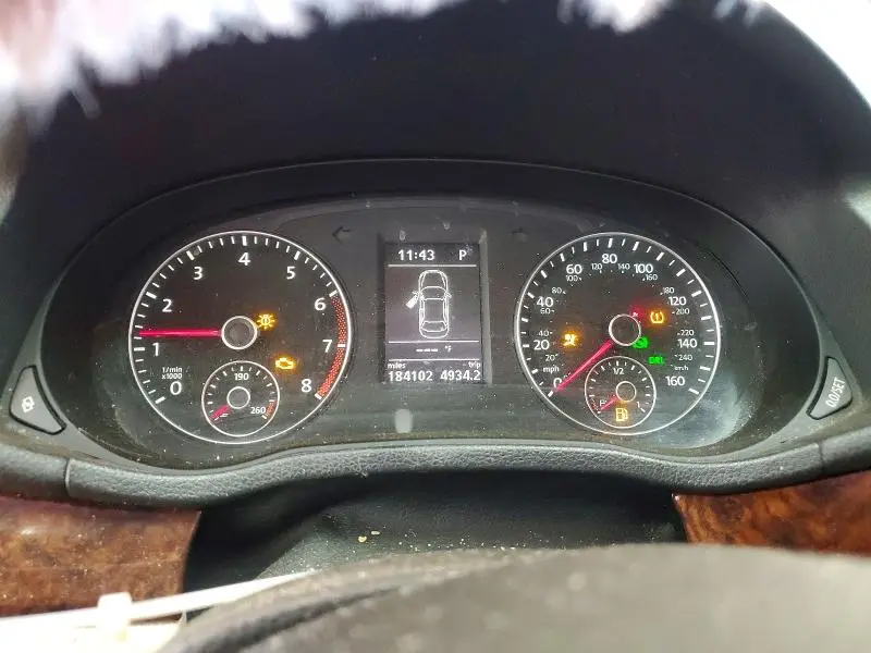 2012 VOLKSWAGEN PASSAT SEL  