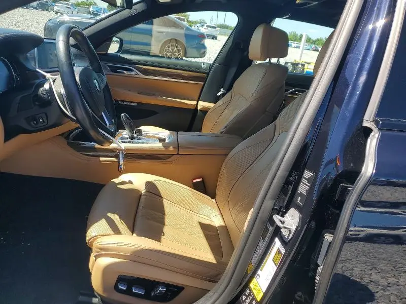 2018 BMW 750 XI  