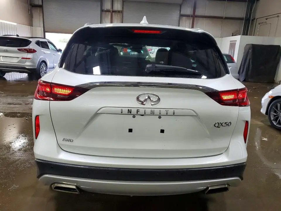 2024 INFINITI QX50 LUXE  