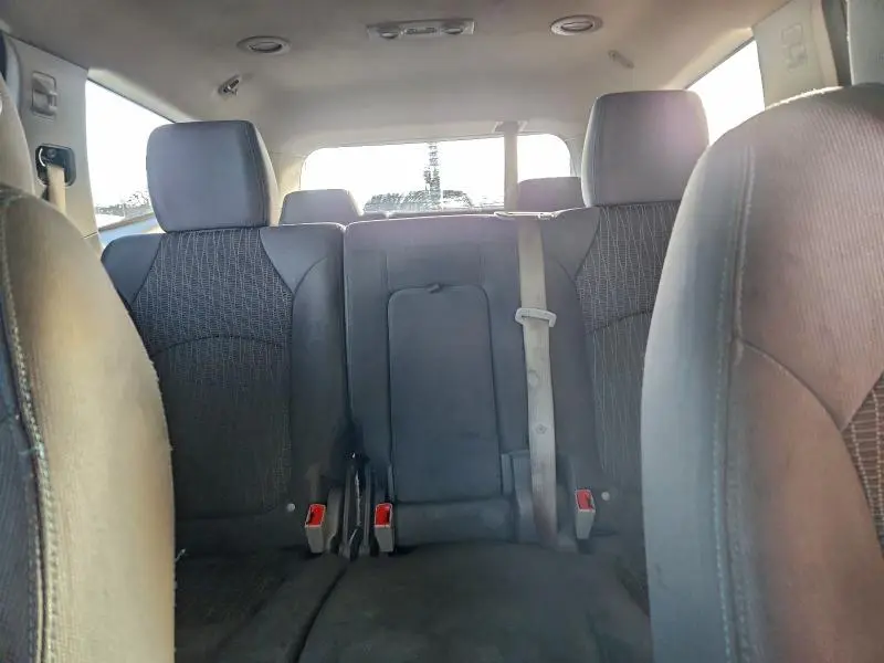 2016 CHEVROLET TRAVERSE LS  