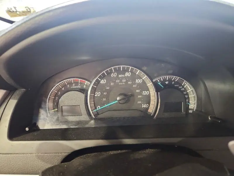 2013 TOYOTA CAMRY SE  