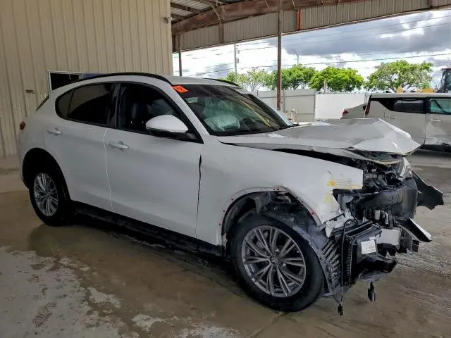 2022 ALFA ROMEO STELVIO   