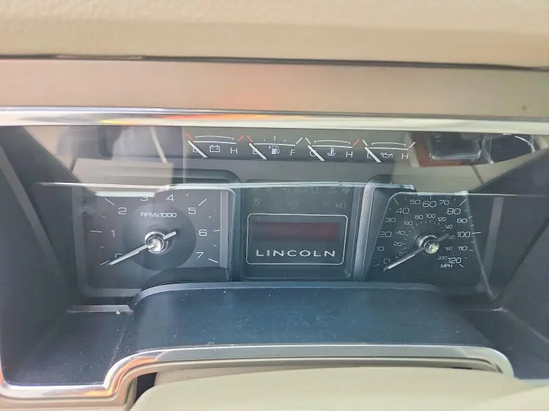 2011 LINCOLN NAVIGATOR L  