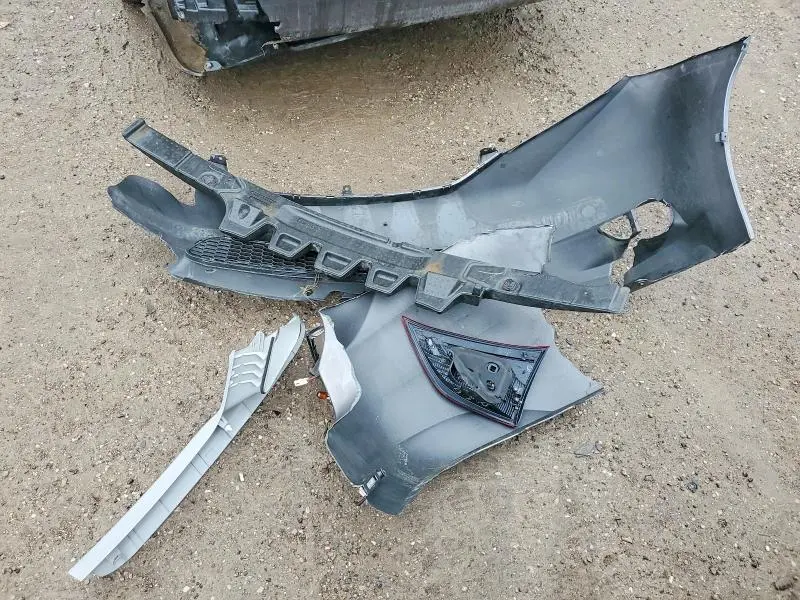 2015 TOYOTA SIENNA L 7-PASSENGER  