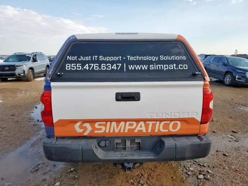 2018 TOYOTA TUNDRA DOUBLE CAB SR  