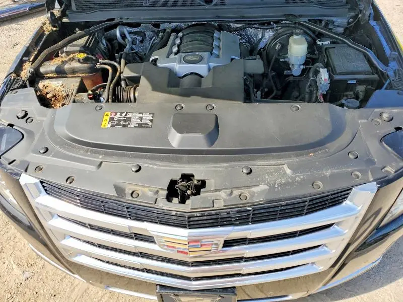 2017 CADILLAC ESCALADE ESV LUXURY  