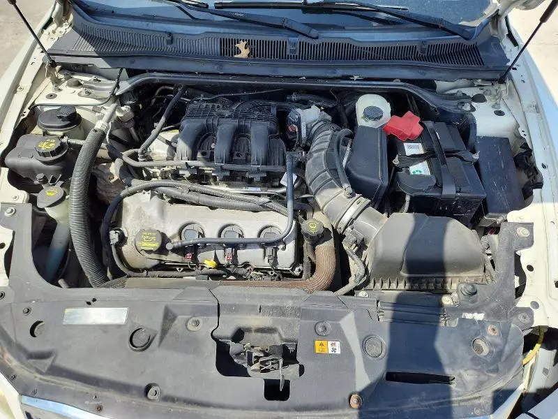 2010 FORD TAURUS SEL  