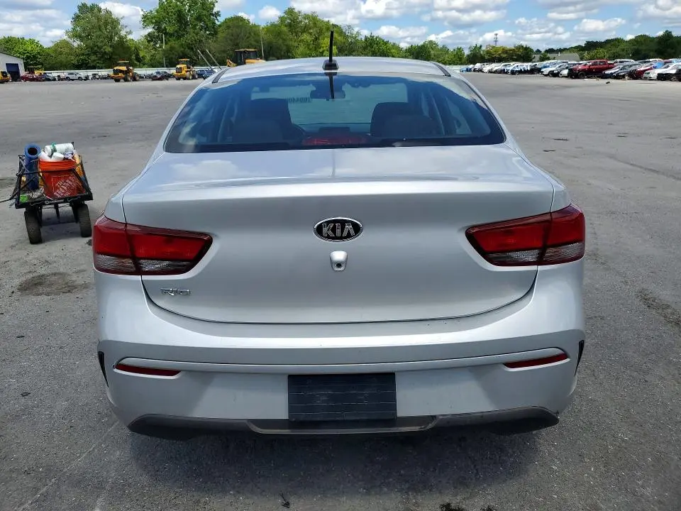 2021 KIA RIO LX  