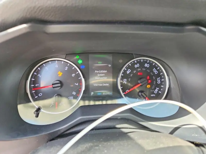 2021 TOYOTA RAV4 LE  