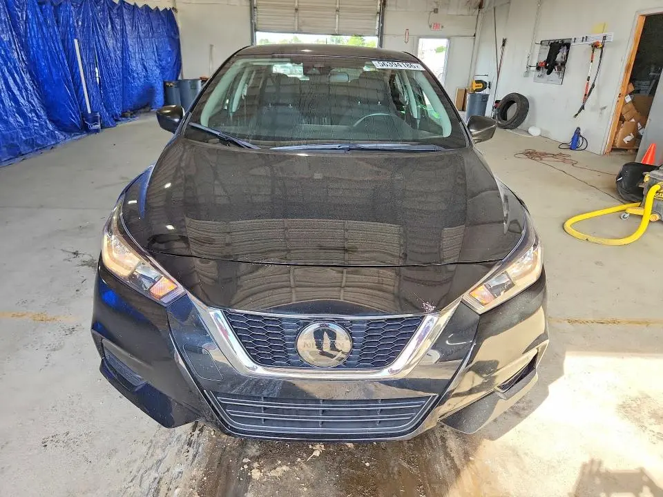 2021 NISSAN VERSA S  