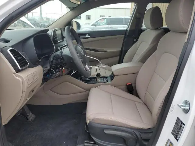 2020 HYUNDAI TUCSON SE  