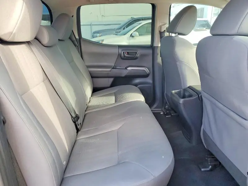 2018 TOYOTA TACOMA SR5 V6  