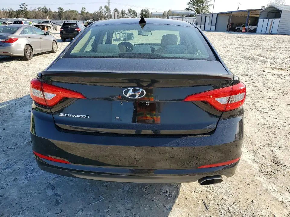 2016 HYUNDAI SONATA SE  