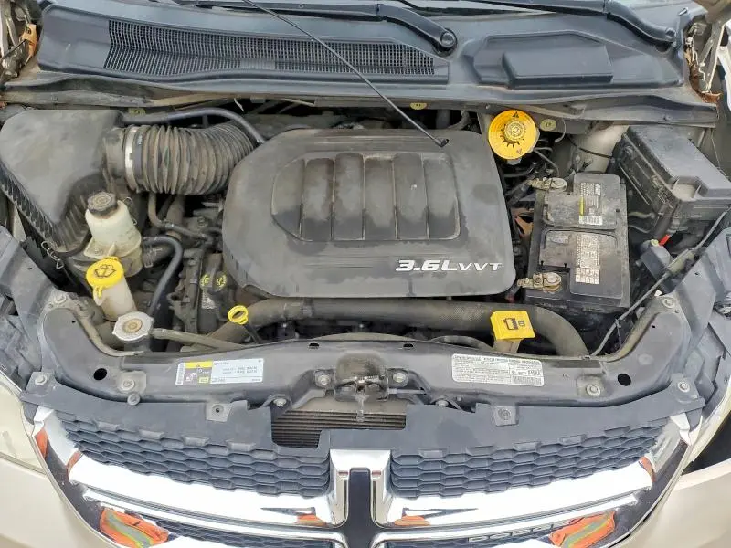 2013 DODGE GRAND CARA   