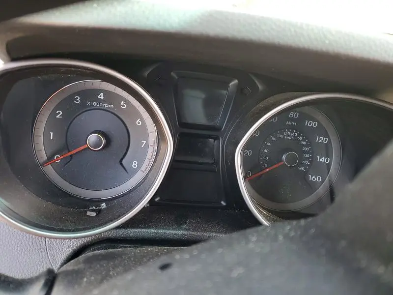 2013 HYUNDAI ELANTRA GT BASE  