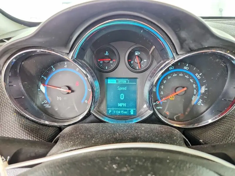 2015 CHEVROLET CRUZE LT  