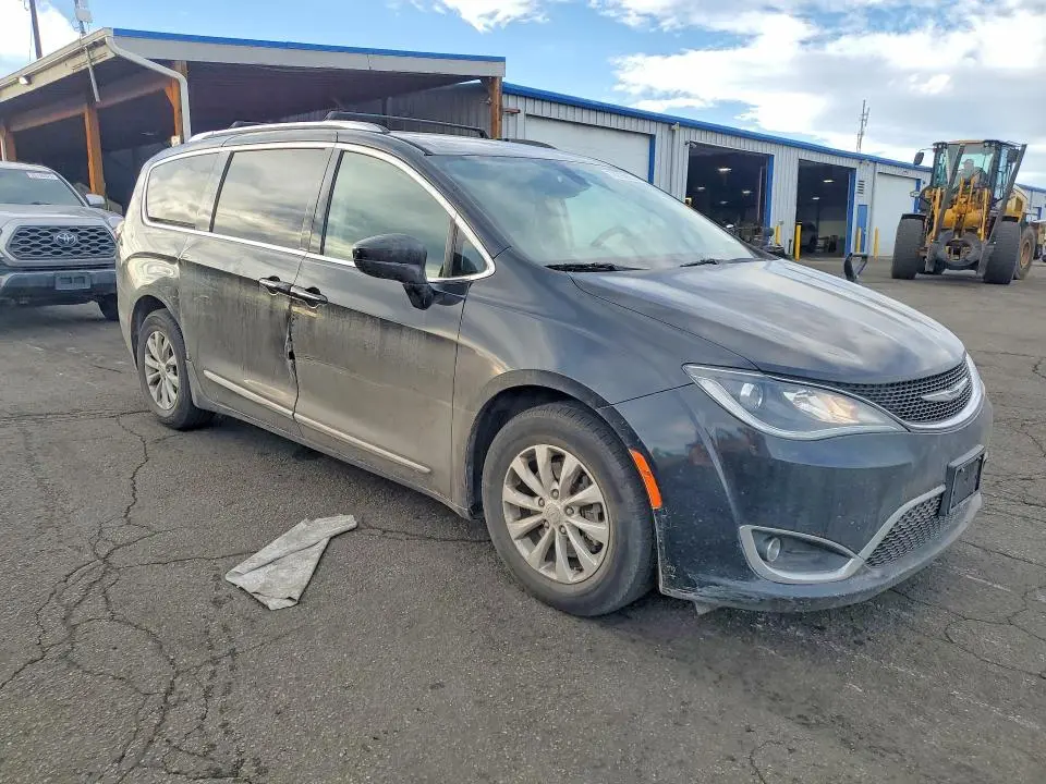 2018 CHRYSLER PACIFICA TOURING L  