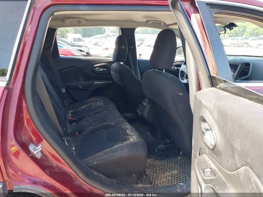 2019 JEEP CHEROKEE LATITUDE 4X4