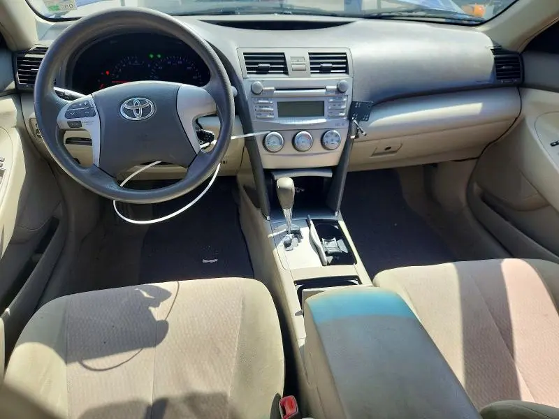 2011 TOYOTA CAMRY LE  