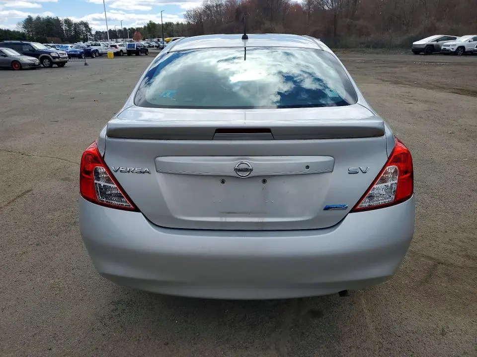 2013 NISSAN VERSA 1.6 S  