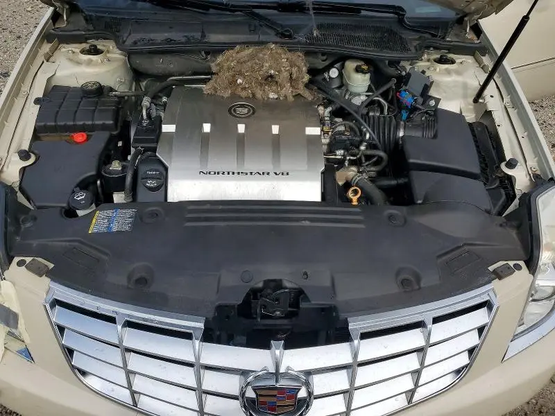 2011 CADILLAC DTS   