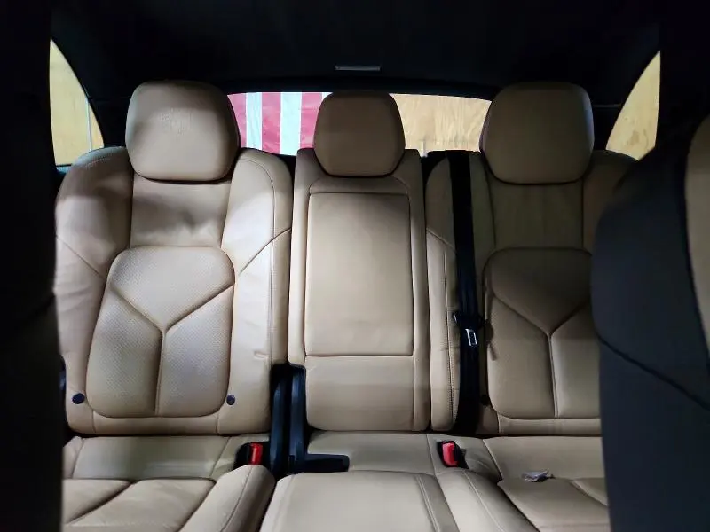 2014 PORSCHE CAYENNE   