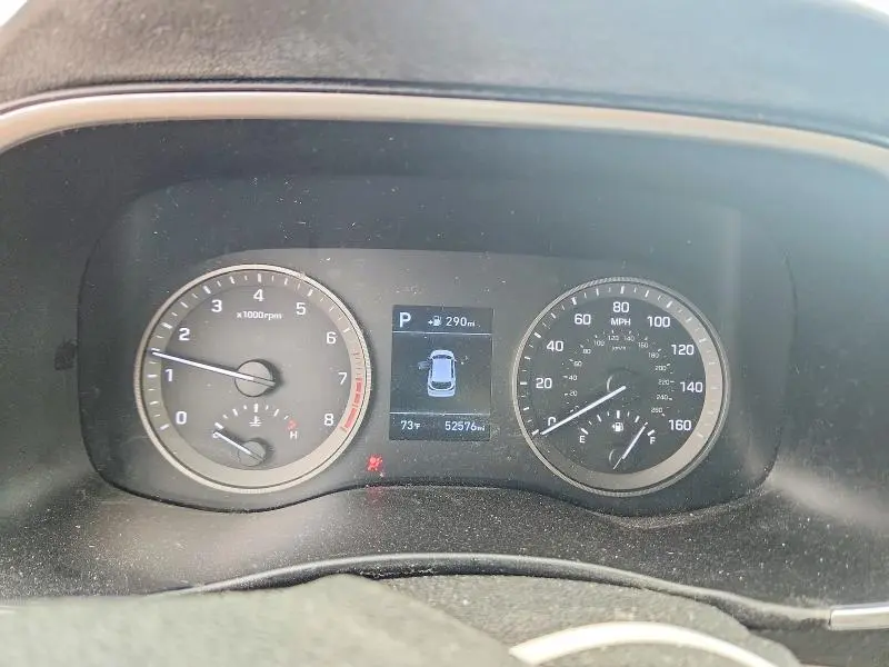 2020 HYUNDAI TUCSON SE  