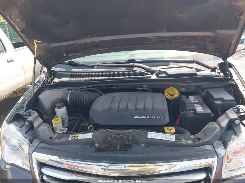 2015 CHRYSLER TOWN & COUNTRY TOURING-L
