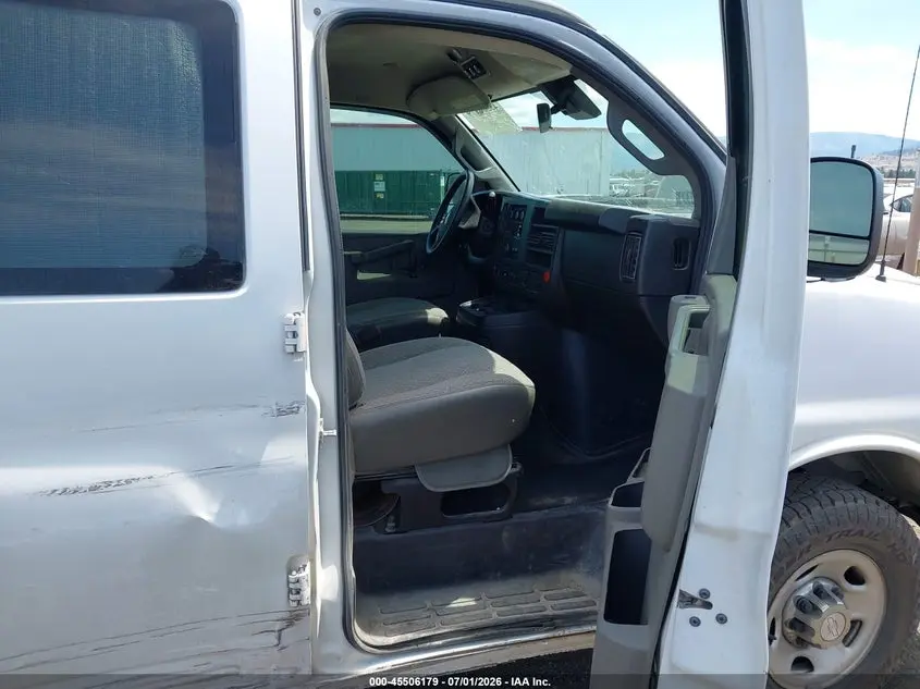 2019 CHEVROLET EXPRESS 3500 LT