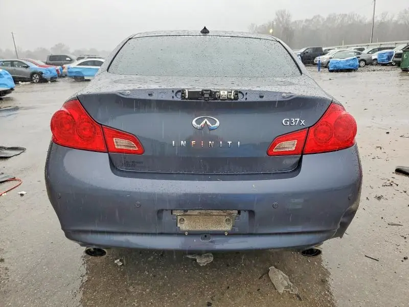 2010 INFINITI G37   