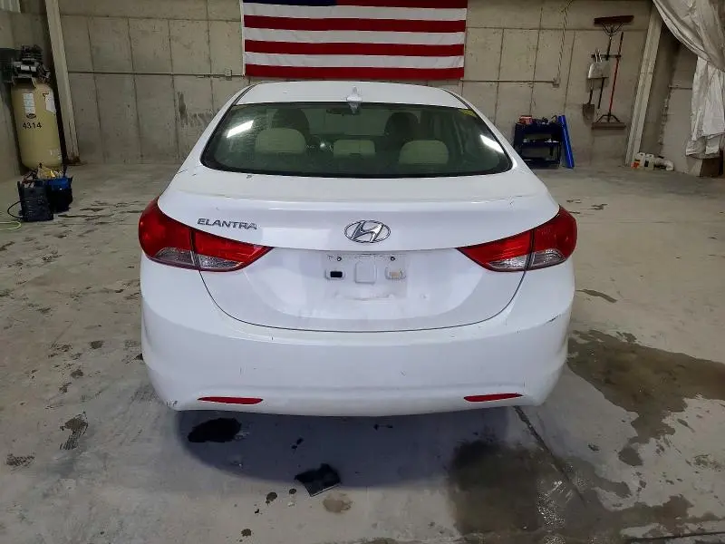 2012 HYUNDAI ELANTRA GLS  