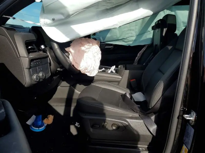 2025 CHEVROLET TAHOE C1500 LT  